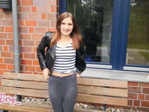 Anny Belle Porno Video: Meine geilste Mittagspause!  TEIL 1