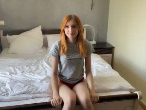 Anny Belle Porno Video: SCHNELLspri**ER! Egoist spri**t mich voll und verpi**t sich!